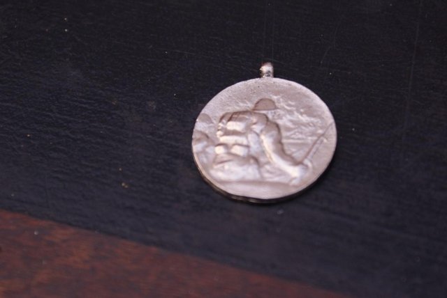 Preview of the first image of Japanese 2ww Soldiers medallion.