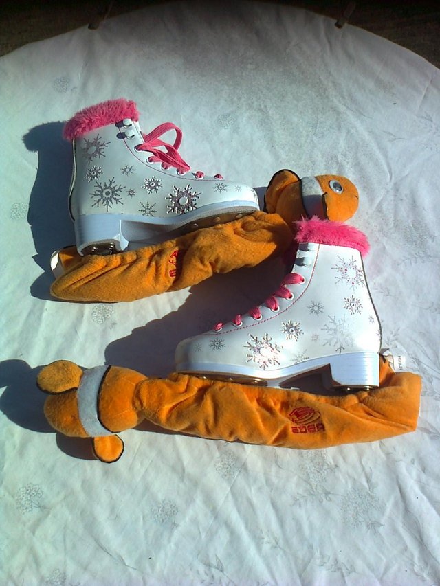 Image 2 of Ice Skates, SFR, Girls, Junior size 12, J UK, Euro 30.5 with