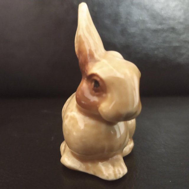 Preview of the first image of 1980s Ceramic Rabbit / Bunny with 1 raised ear. IMMACULATE.