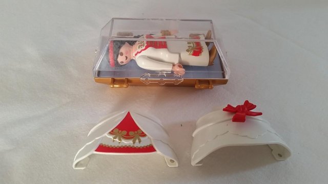 Image 2 of Playmobil Sleeping Beauty and Coffin (Used)