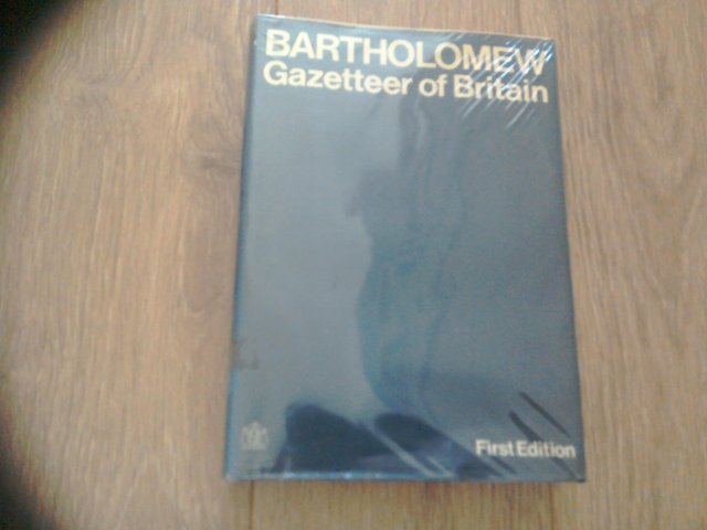 Preview of the first image of 1977 1st EDITION Bartholomew Gazetteer of Britain Book.