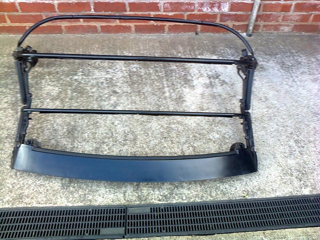 Image 2 of Eunos Roadster/Mazda MX5 Roof Frame, Genuine, came off an im