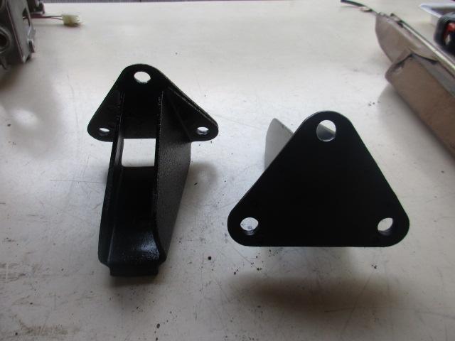Image 2 of Engine mounts for Fiat Dino