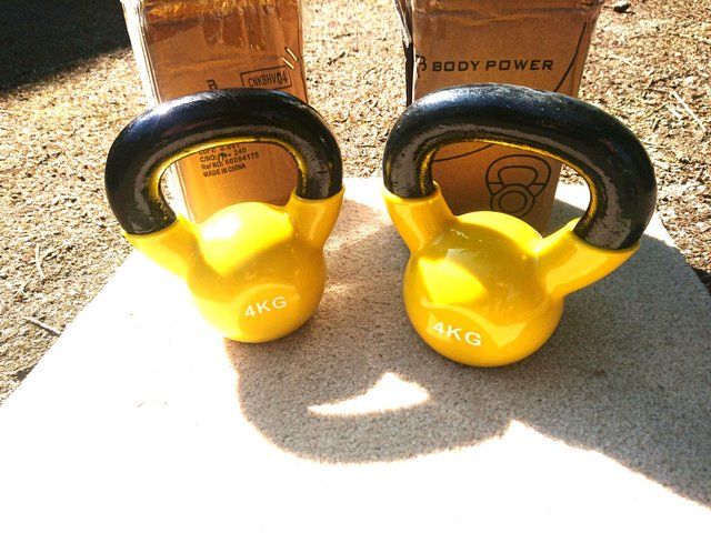 Preview of the first image of Kettlebells 4kg Vinyl Coated Cast Iron.