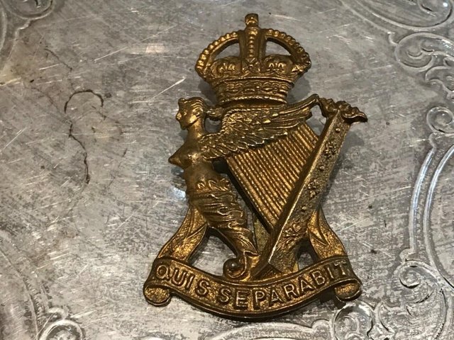 Image 3 of Royal Irish Rifles 1ww cap badge original issued