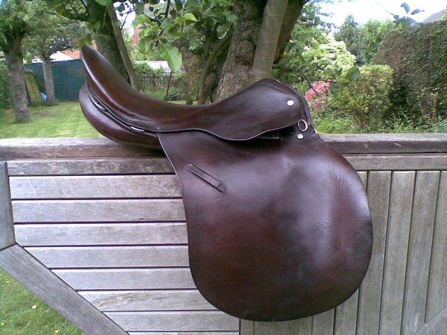 Preview of the first image of REDUCED English GP BROWN SADDLES.............................