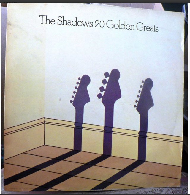 Preview of the first image of The Shadows 20 Golden Greats - 1977 - EMI EMTV 3.