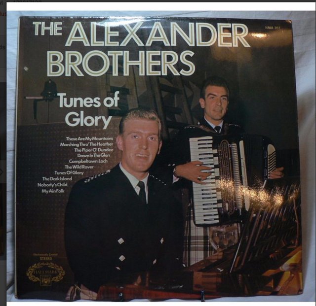 Preview of the first image of The Alexander Brothers - Tunes Of Glory 1969 - HMA 202.