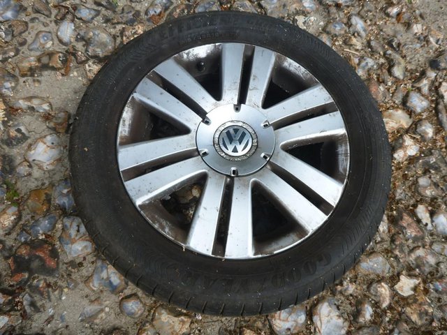 Image 2 of Spare wheel for Volkswagen Passat