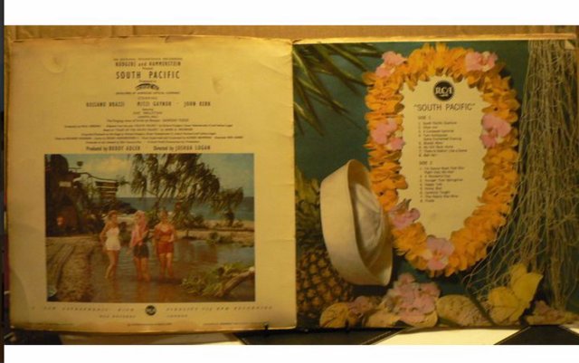 Image 3 of South Pacific LP Soundtrack Rodgers & Hammerstein Gatefold2