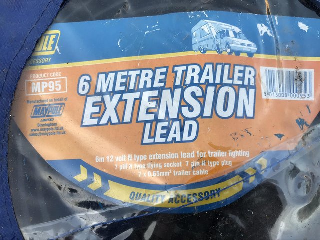 Preview of the first image of Single 6m 12N trailer extension lead.