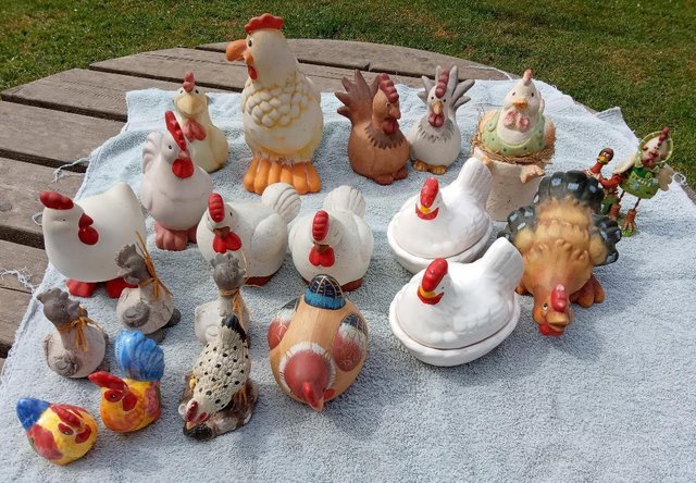 Preview of the first image of chicken ornaments collection.