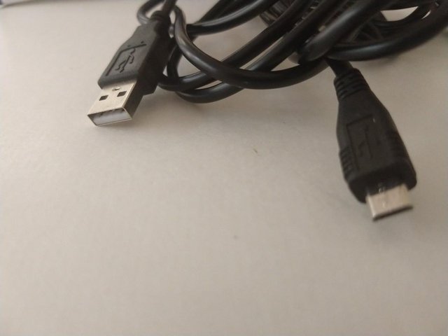 Image 3 of 2 x Gameware play and charge cable 4 m.