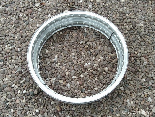 Preview of the first image of pair alloy rims 40 spoke.