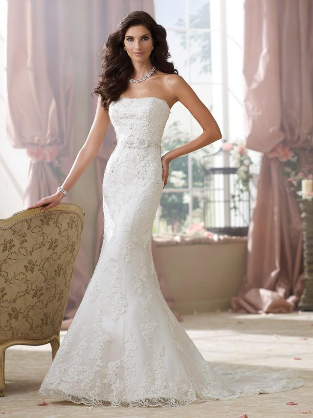 Preview of the first image of David Tutera Kerri size 8 wedding dress.