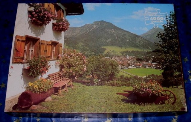 Preview of the first image of vintage 4000 piece jigsaw Waddingtons. Oberstdorf germany ap.