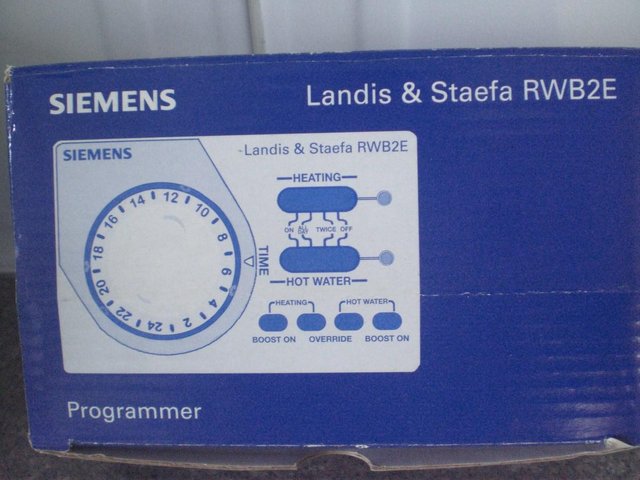 Image 2 of Siemens Landis & Staefa RWB2E Programmer - New