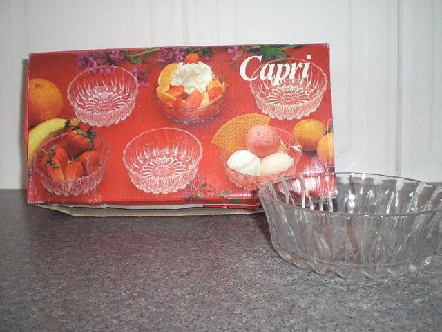 Image 2 of Savam 6 piece Capri - Macedonia glass fruit-salad set