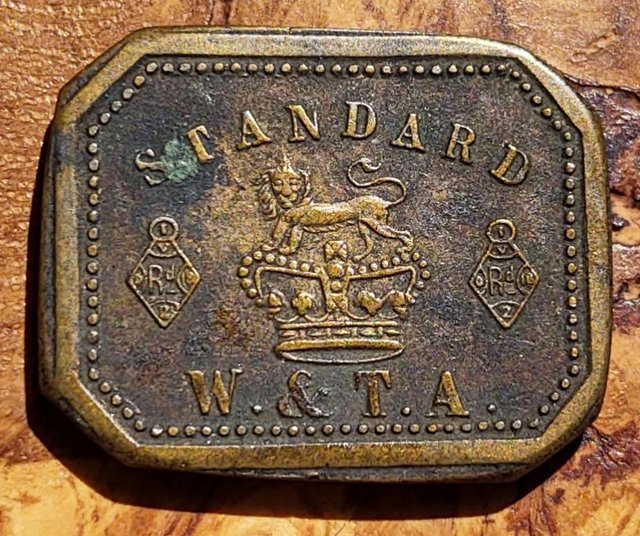 Preview of the first image of An Antique W&TA Avery 2 Drams Standard Apothecary Weight.