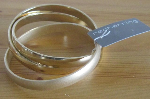 Image 2 of Bangles/bracelets, both sets NEW £3 each.