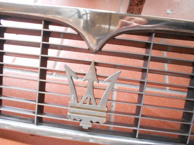 Image 2 of Front grill for Maserati Biturbo