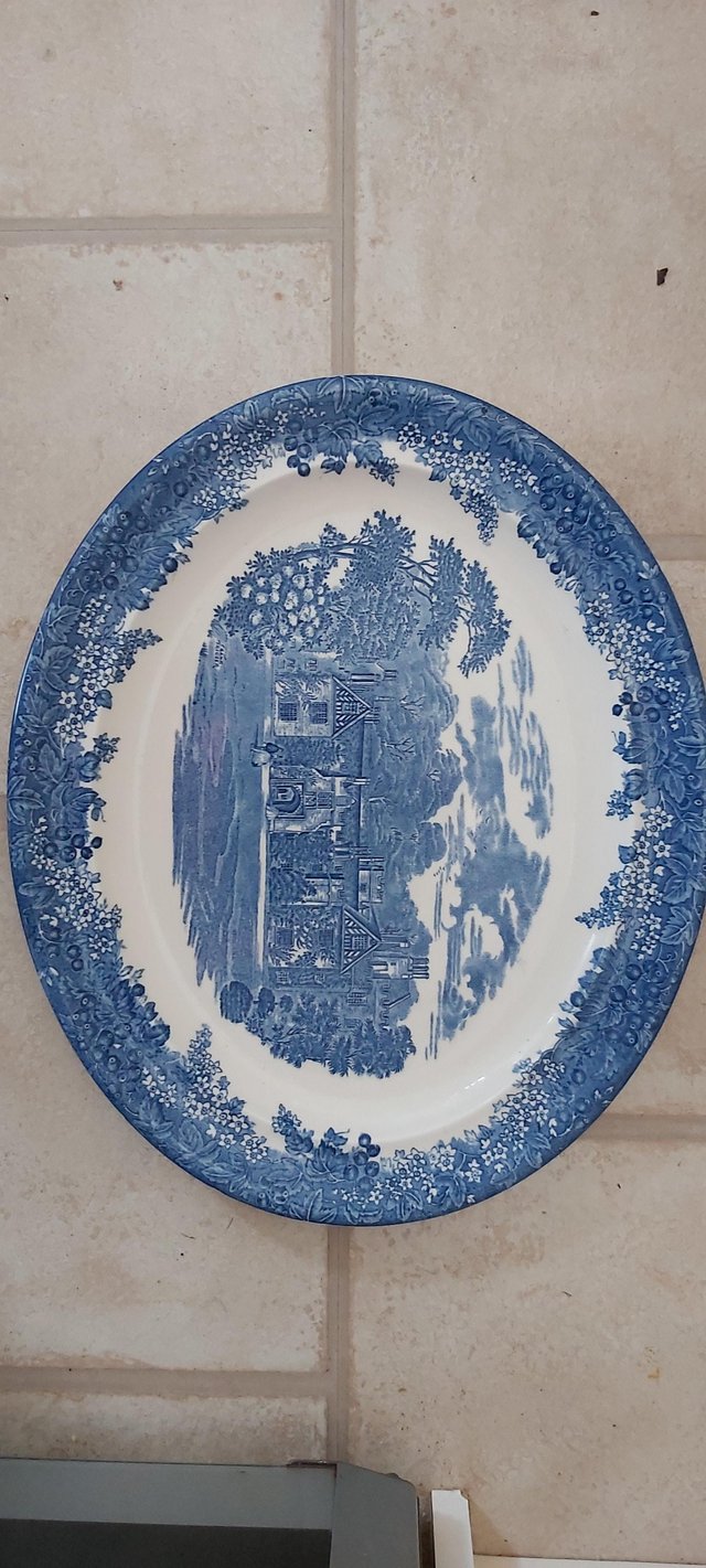Preview of the first image of Compton Winyates blue and white Platter.