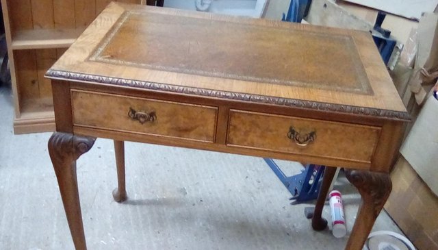Preview of the first image of 1920s Queen Anne Style Walnut Hall Table.