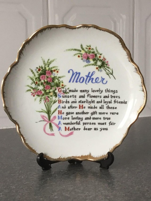 Preview of the first image of Brand new Porcelain gift plate for a special mother.