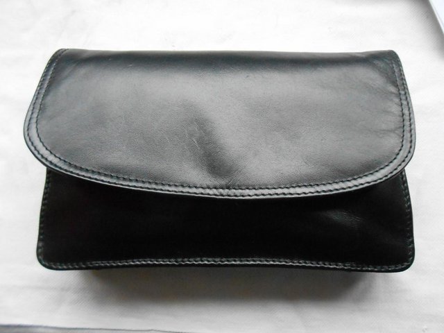 Image 2 of Ladies hand / Shoulder Bag