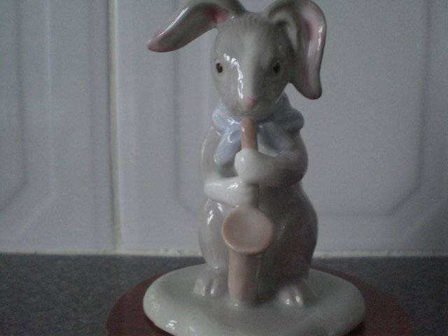 Preview of the first image of Fine Porcelain rabbit ornament (Brand new and boxed).