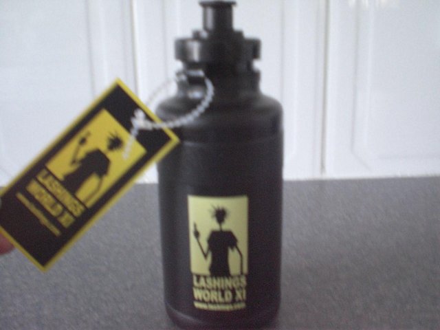 Preview of the first image of Water / Drink container - Lashings World XI ( new).