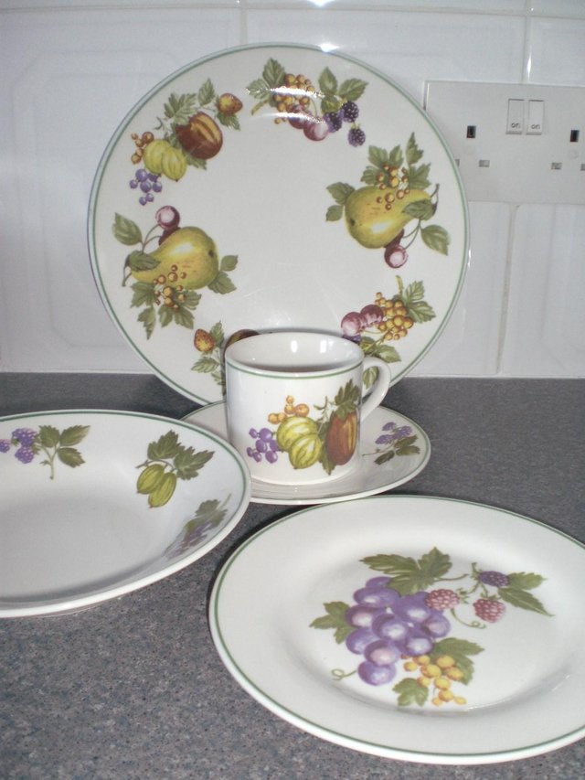 Image 2 of 20 piece Trade Winds Table Ware Dinner set- fruit design new