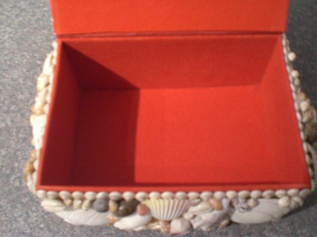 Image 2 of Beautiful natural sea shell new Jewellery box
