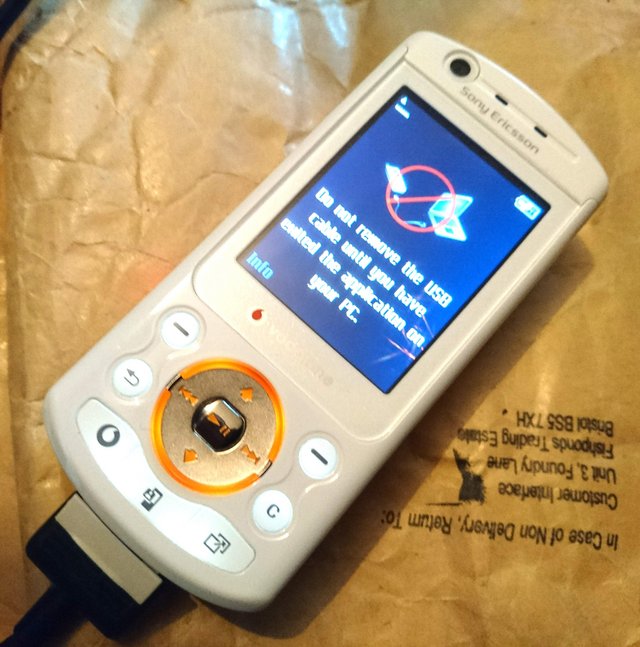 Image 3 of Sony Ericsson W900i