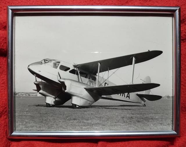 Image 2 of Vintage De Havilland Aircraft Framed Photo