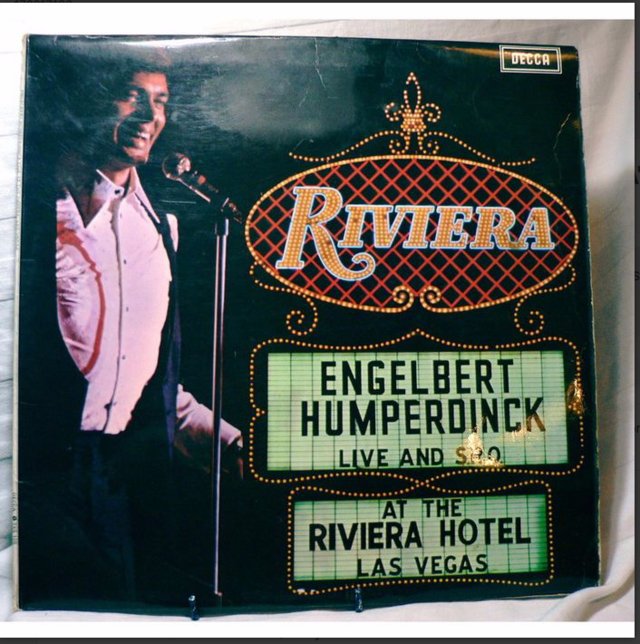 Preview of the first image of Englebert Humperdinck 'Live At The Riviera Hotel L.A' 1971.