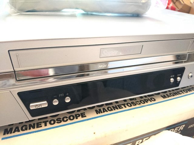 Preview of the first image of JVC HR-S5975EK S-VHS VCR.