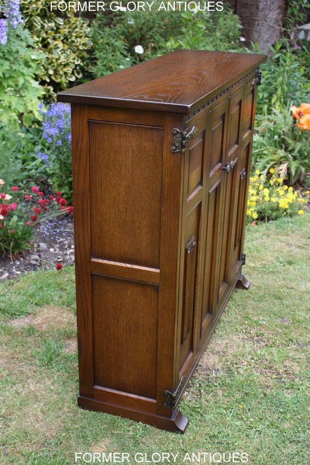 Image 61 of AN OLD CHARM LIGHT OAK DVD CD STORAGE CABINET BOOKCASE TABLE