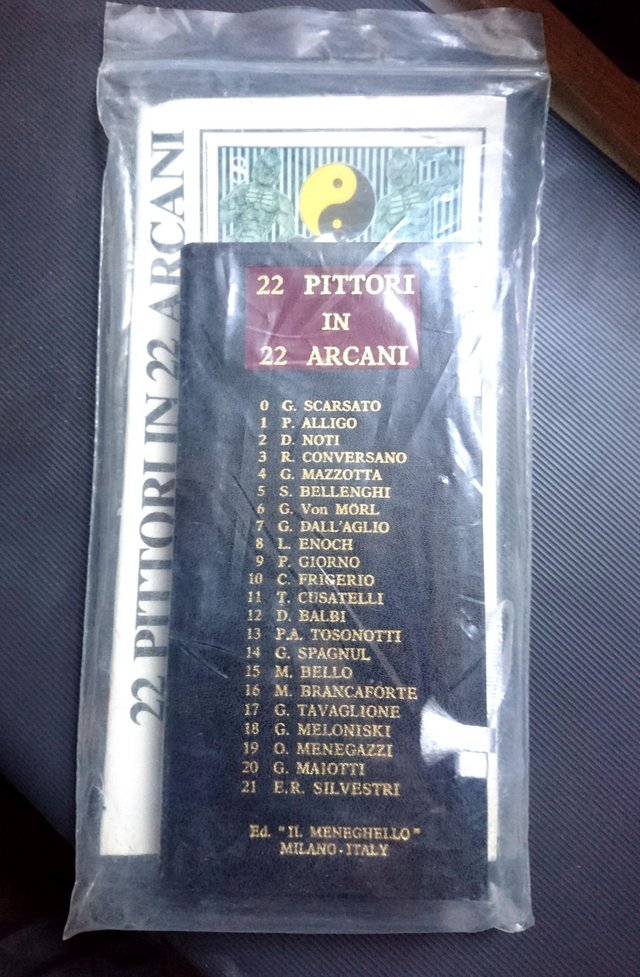 Preview of the first image of Tarot Deck - 22 Pittori In Arcani - Meneghello.