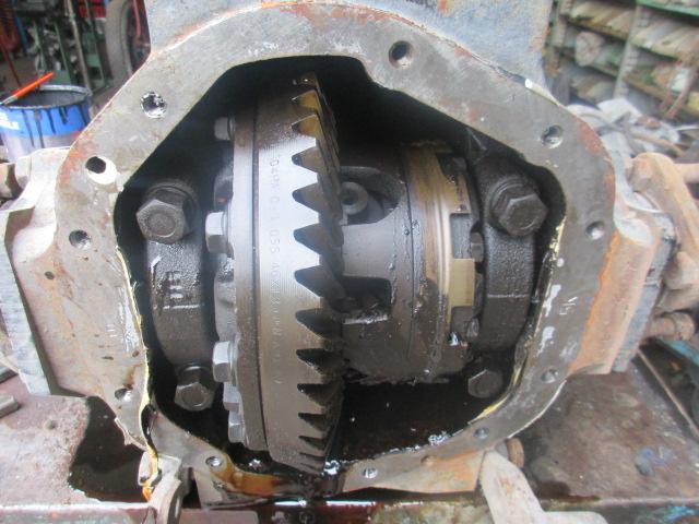 Image 2 of Self lock differential 17x52 for Jaguar XJ6 series 1-2-3