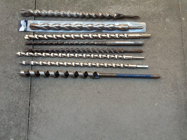 Preview of the first image of A SELECTION OF GOOD QUALITY MASONARY DRILL BITS.