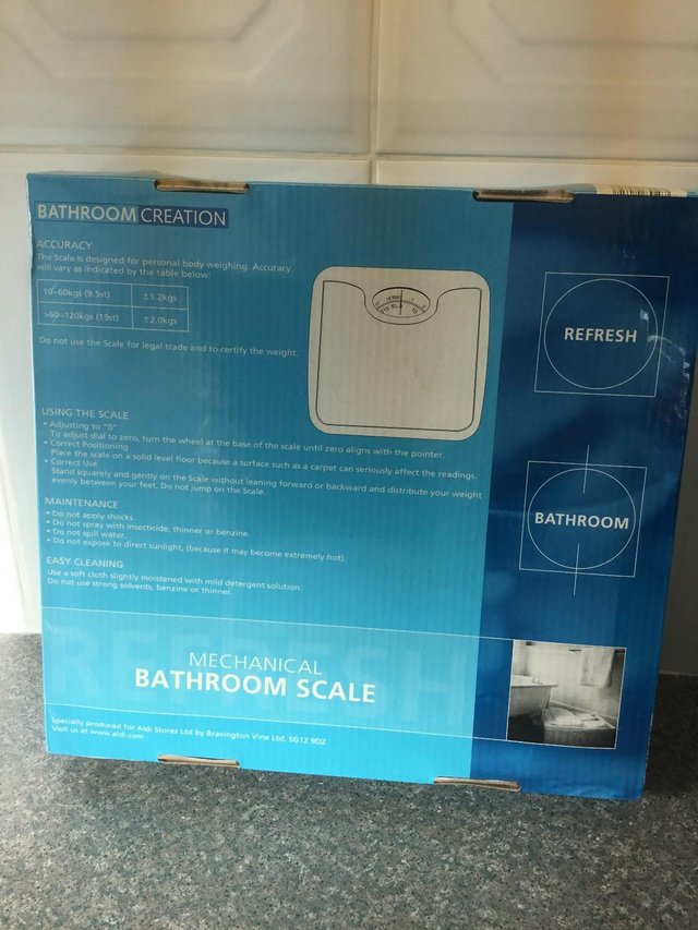 Image 3 of White Bathroom Scales (Brand new)