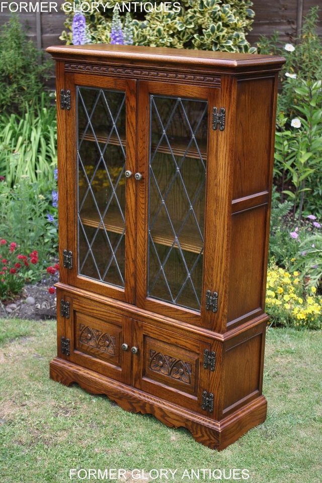 Image 96 of AN OLD CHARM LIGHT OAK BOOKCASE DVD CD DISPLAY CABINET STAND