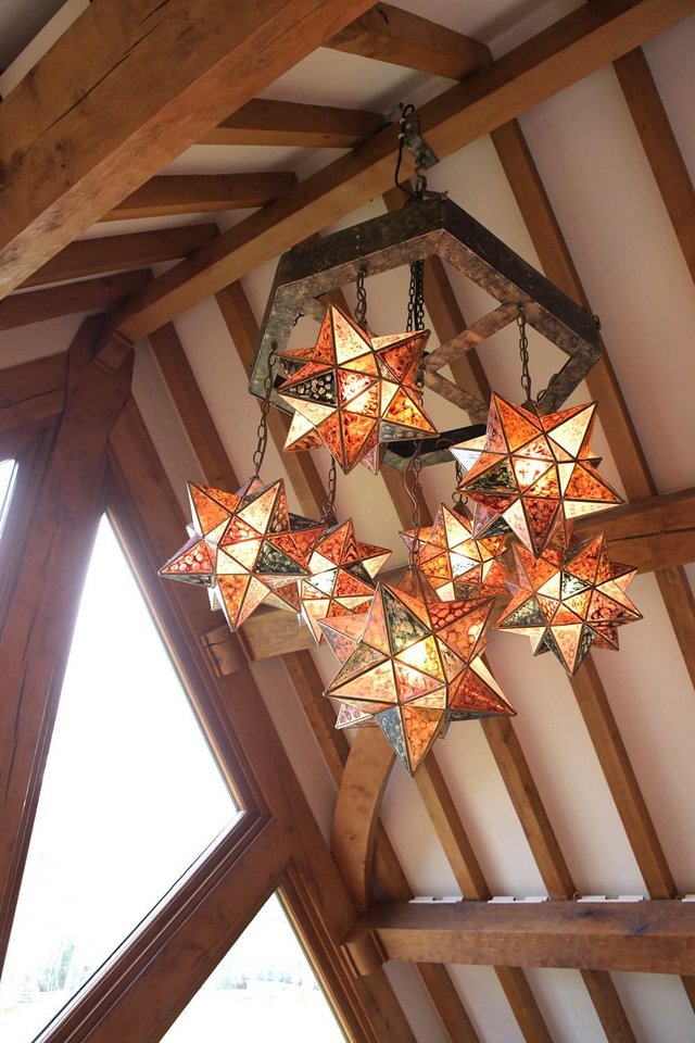 Preview of the first image of Custom pendant light (suit vaulted ceiling in hall / lounge).