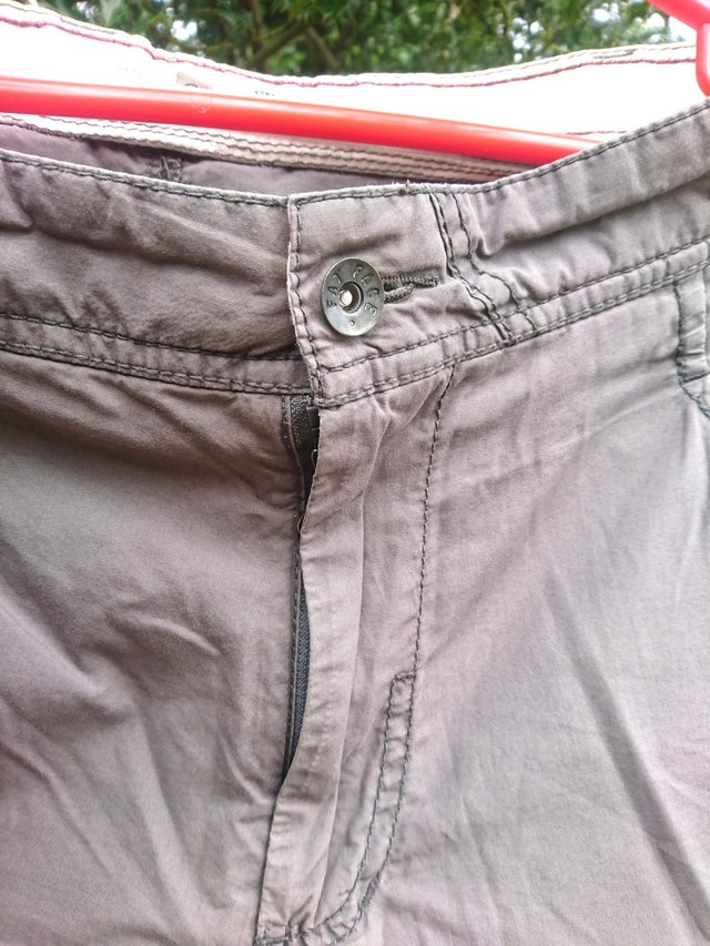 Image 7 of Fat Face Cargo Trousers 34L