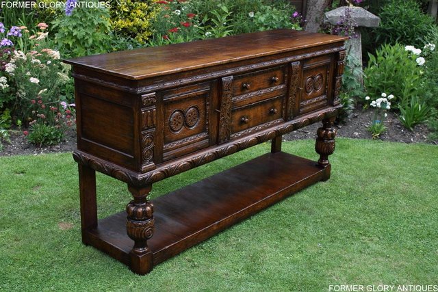 Image 2 of A TITCHMARSH AND GOODWIN CARVED OAK DRESSER BASE SIDEBOARD