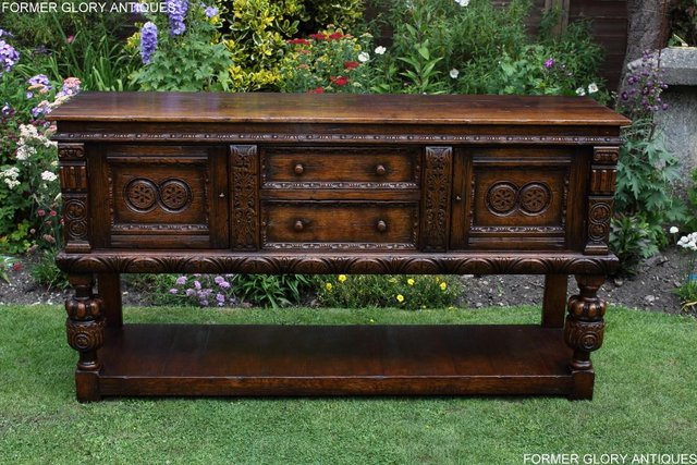 Image 11 of A TITCHMARSH AND GOODWIN CARVED OAK DRESSER BASE SIDEBOARD