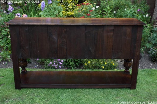 Image 18 of A TITCHMARSH AND GOODWIN CARVED OAK DRESSER BASE SIDEBOARD