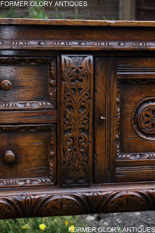 Image 22 of A TITCHMARSH AND GOODWIN CARVED OAK DRESSER BASE SIDEBOARD