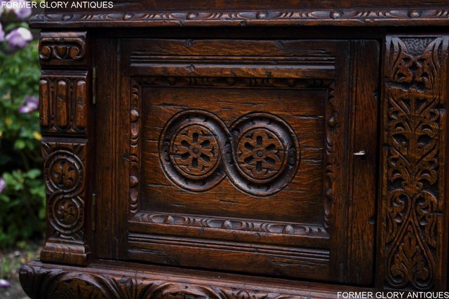 Image 33 of A TITCHMARSH AND GOODWIN CARVED OAK DRESSER BASE SIDEBOARD